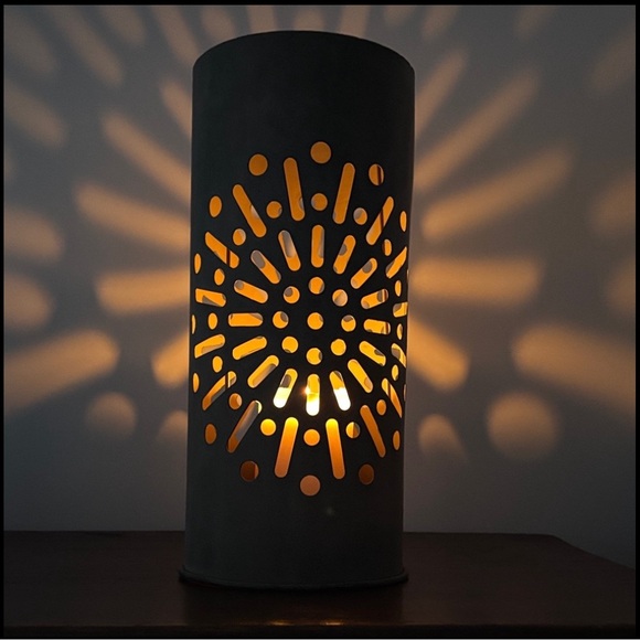 Metal Lantern - Picture 12 of 12